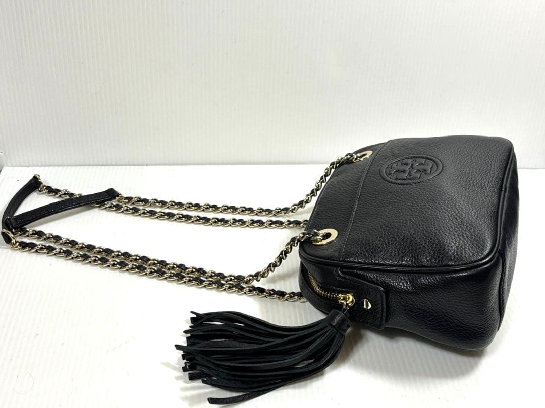 【未使用近い】トリーバーチショルダーバッグ タッセル付ポシェット 黒