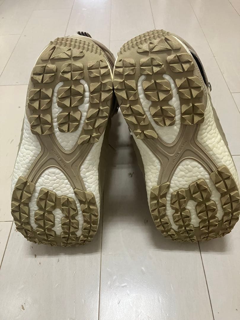 adidas スノーボードブーツ ベージュ