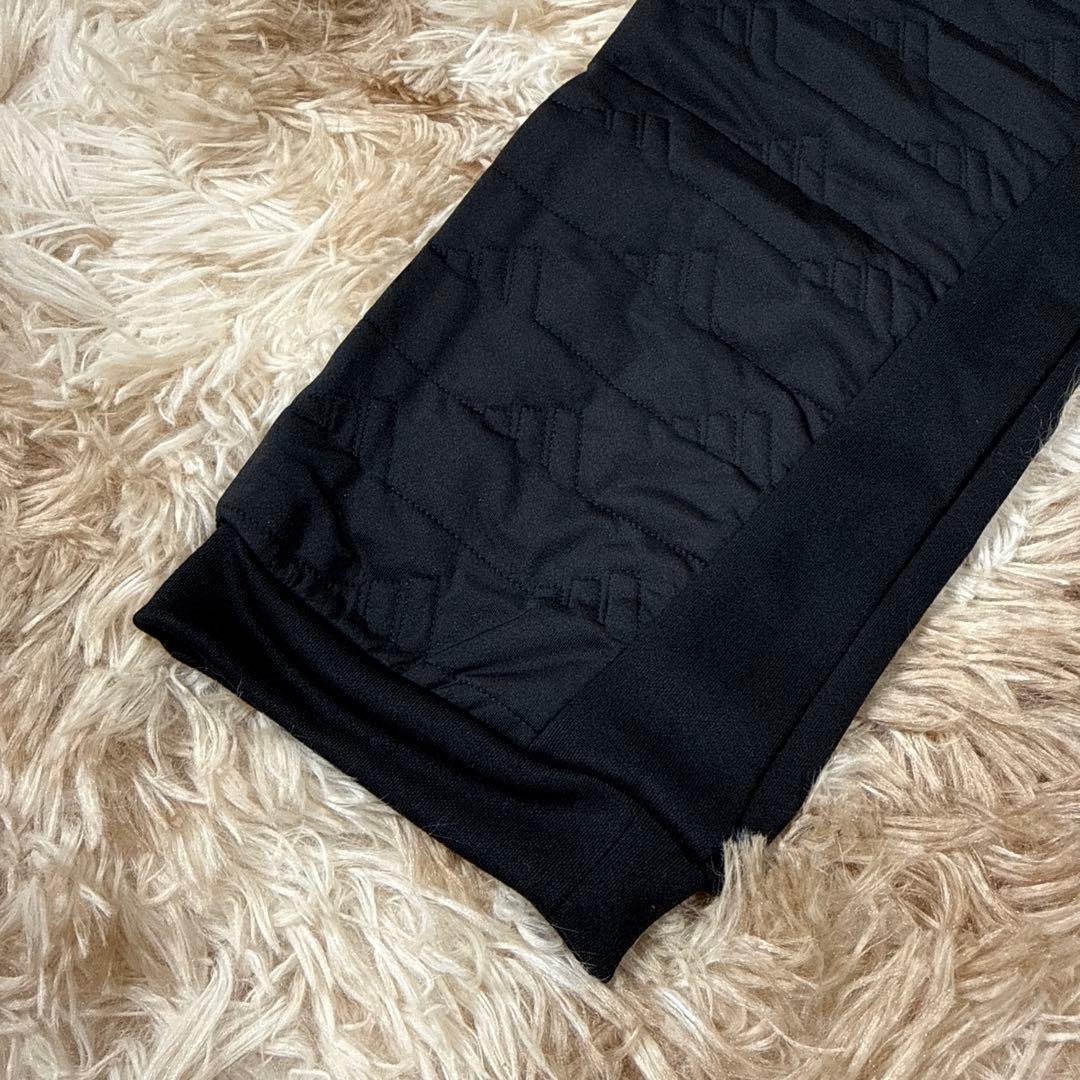 新品タグ付きAdidas9分丈キルティングスリムフィットパンツ