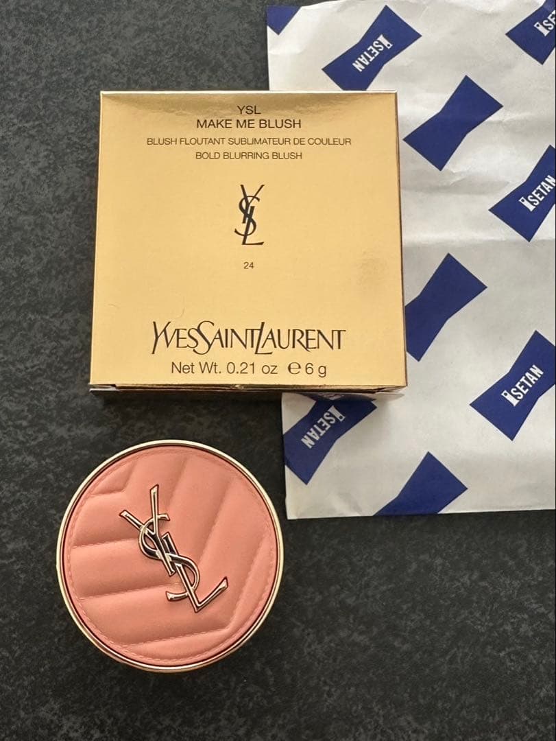 イヴ・サンローラン　メイクミーブラッシュパウダー　チーク　伊勢丹　限定