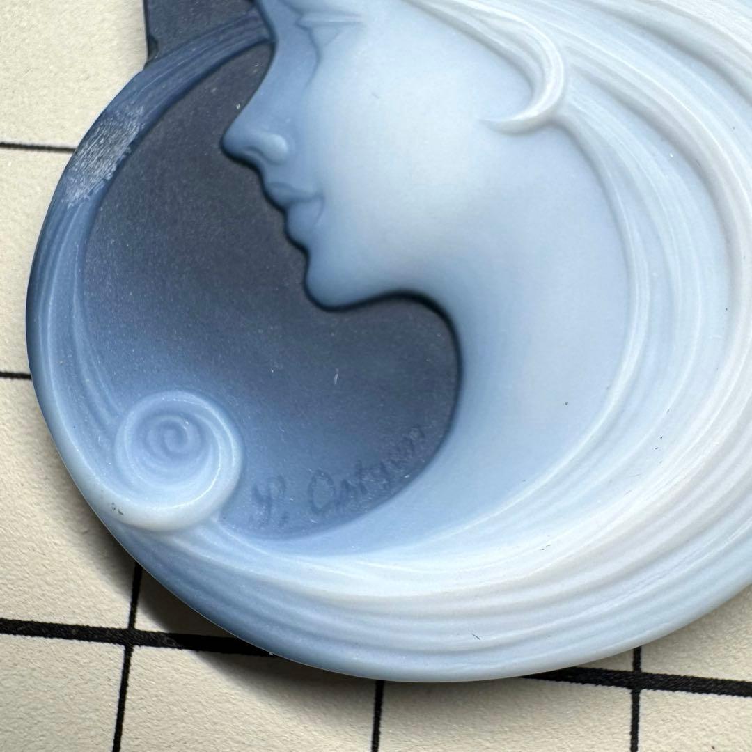 ストーンカメオ　ハンドメイド　刻印あり　オニキス　Mipeu