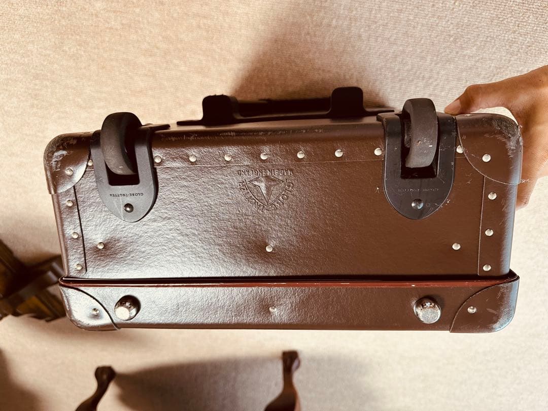 修理必要！グローブトロッター スモールキャリーオン 茶｜修理必要