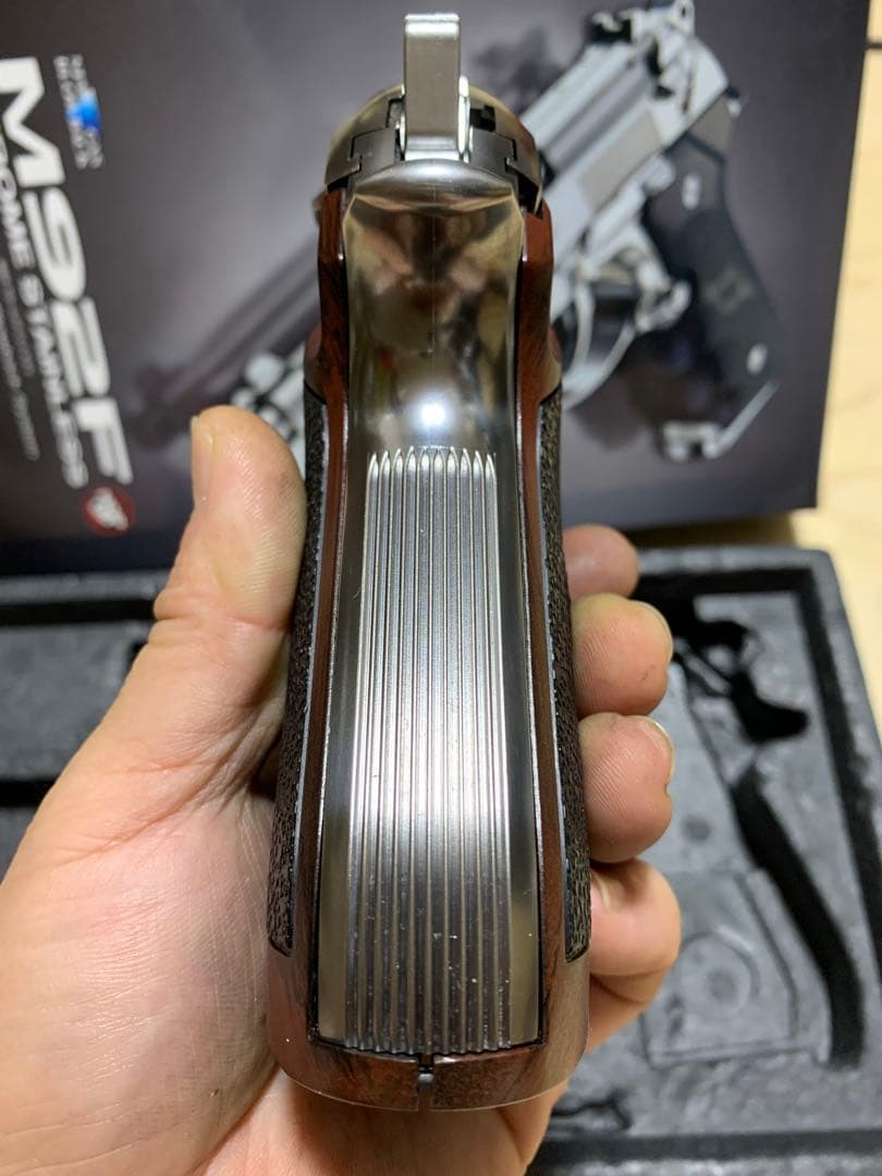 美品　東京マルイ ベレッタ M92F クロームステンレス　木目調グリップ