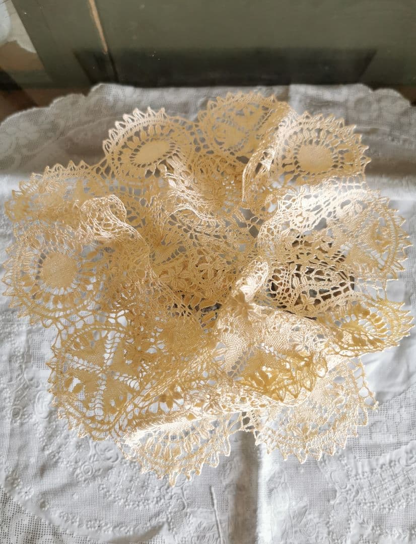 アンティークイタリア マルチーズレース 黄金色の絹糸ボビン編み 19