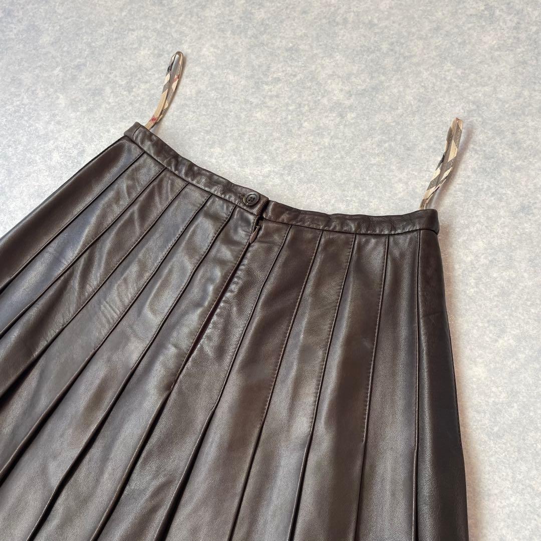 上質 バーバリー ロンドン ラムレザー プリーツスカート ダークブラウン UK6