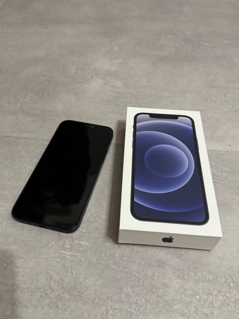 Apple IPhone 12 Black 64GB SIMフリー 外箱 充電器 Apple iPhone 12 64GB SIMフリー 外箱、充電ケーブルあり Apple IPhone
