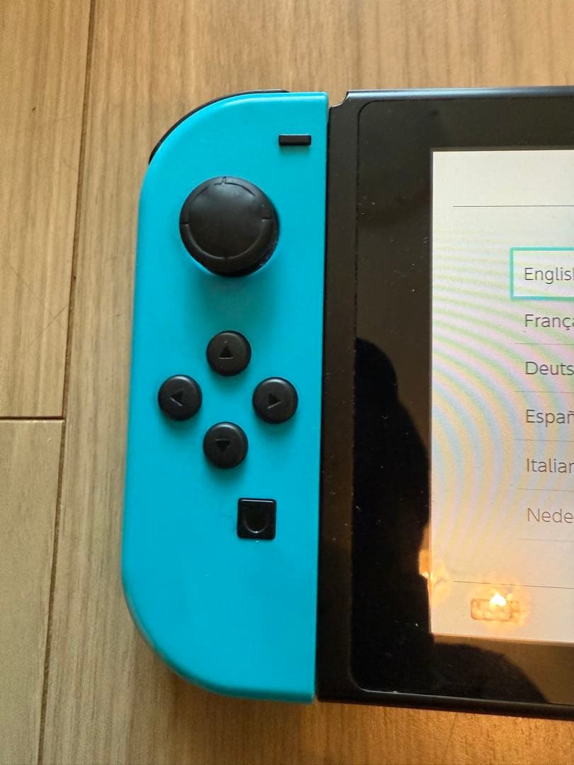 Nintendo Switch 本体【傷あり】