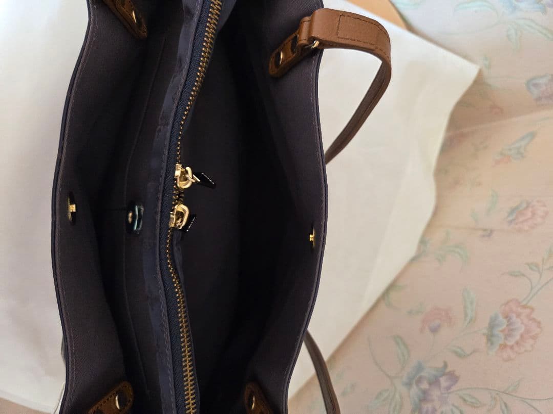 ネイビー ナイロン ショルダーバッグ