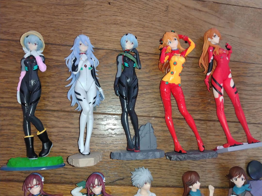 エヴァンゲリオン 綾波レイ・アスカ・マリ・渚カヲルフィギュアまとめ売り