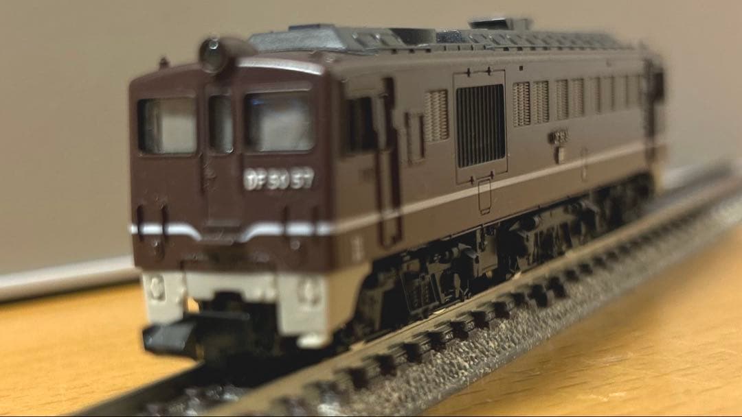 TOMIX 2224 J.N.R. 国鉄DF50形ディーゼル機関車(ブラウン)｜トミックス