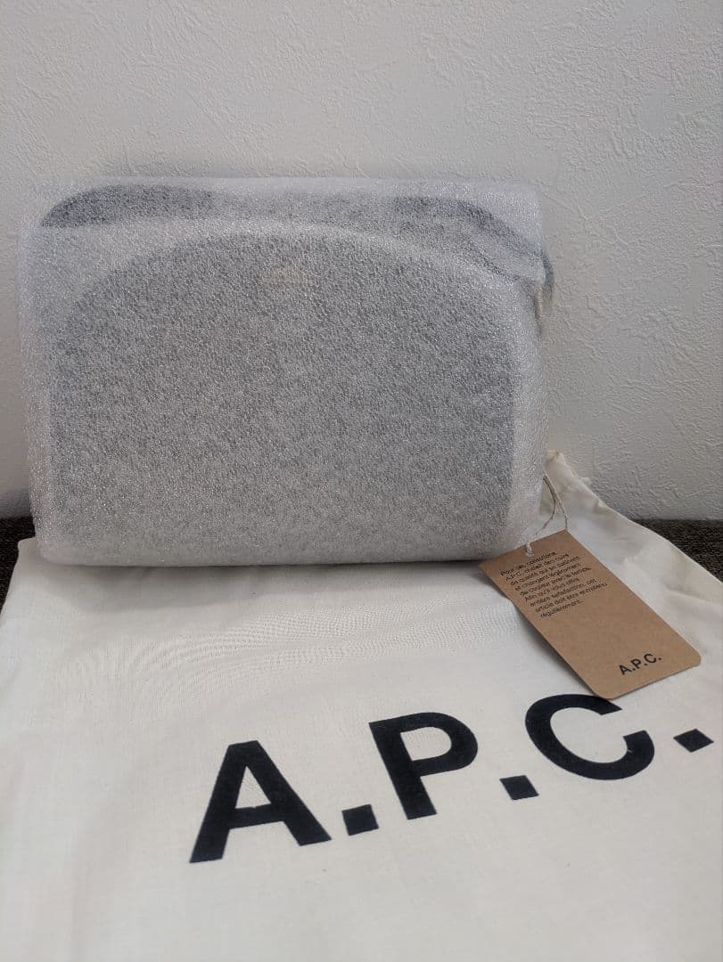 APC アーペーセー A.P.C. PXAWV F61392 ショルダーバッグ黒
