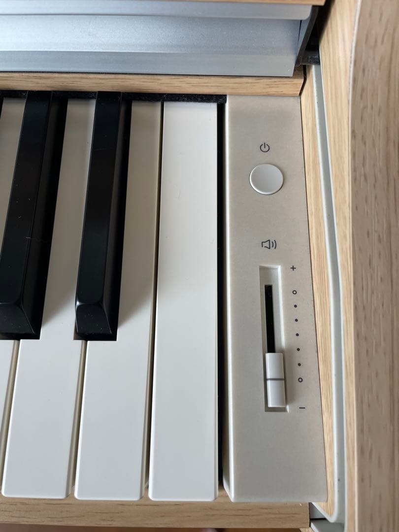 KAWAI 電子ピアノ 88鍵椅子付き　直接渡しのみ。2021年製　東京都東部〜