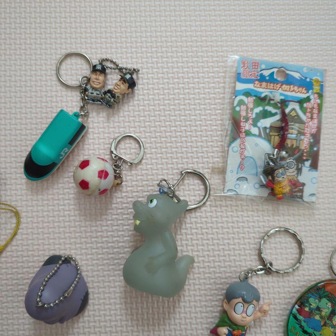 キーホルダーバラ売り 生茶パンダ、うまい棒、なまはげ加トちゃん