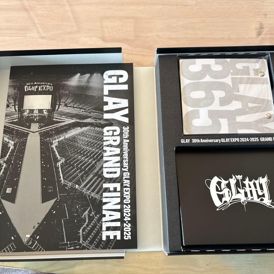 GLAY 30周年 GRAND FINALE カレンダー 写真集 セット