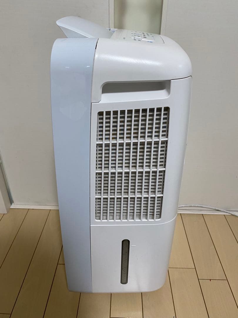 値下げ⭐︎SHARP CM-J100 -W 衣類 浴室乾燥 除湿機 シャープ