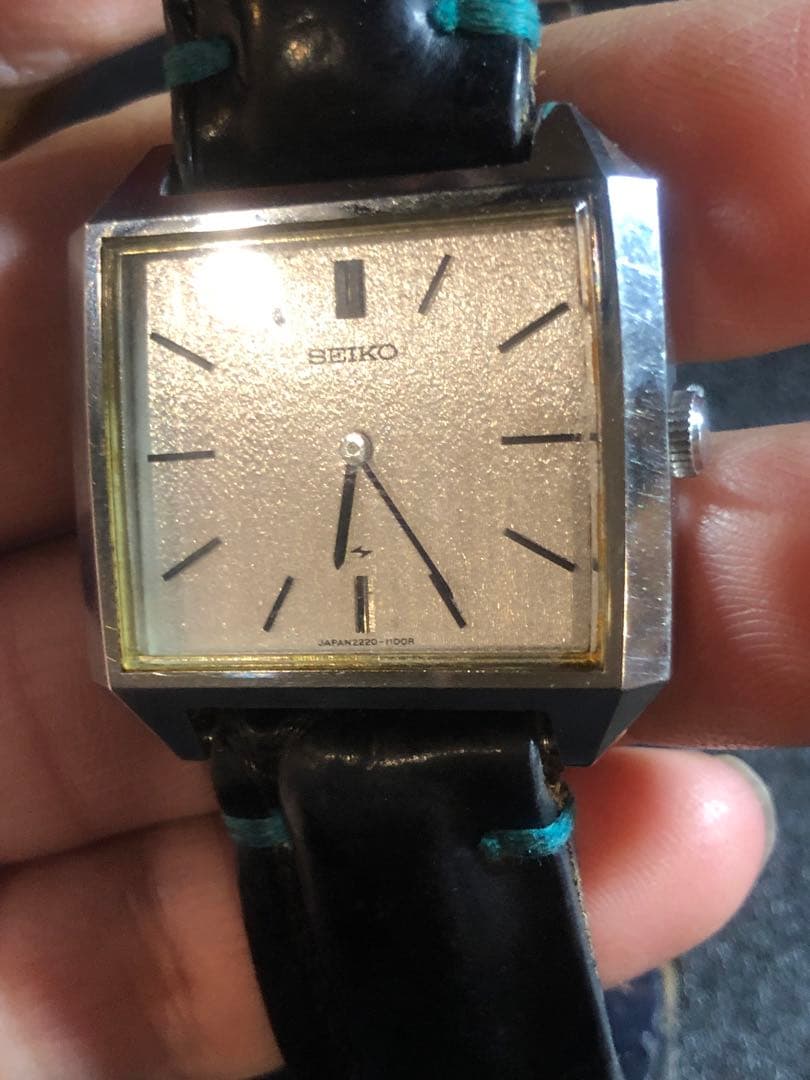 KTA様★美品稼動レア★セイコー　シャリオ　スクエア　手巻き　メンズ　腕時計