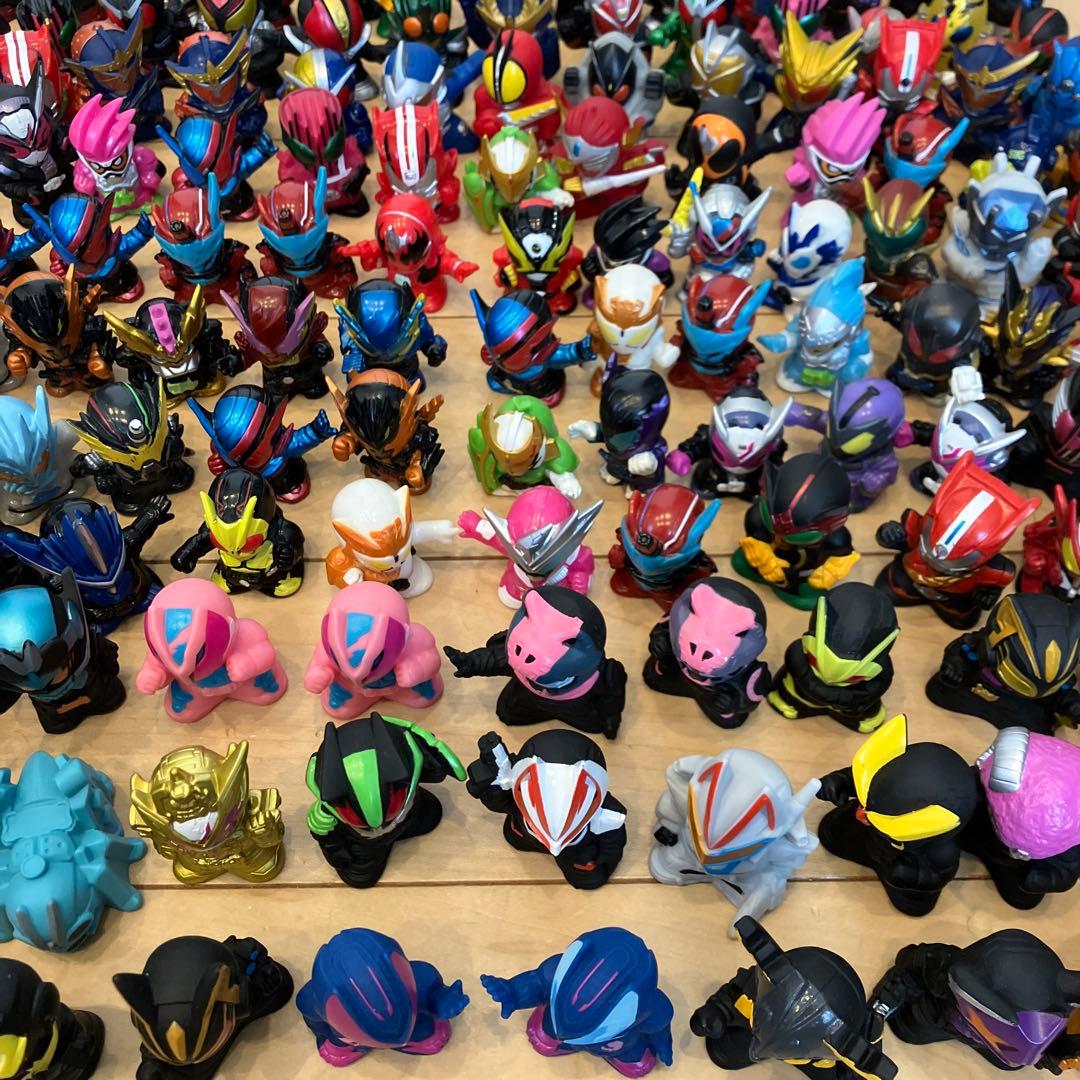 d*3様 仮面ライダー 指人形まとめ売り　200体以上