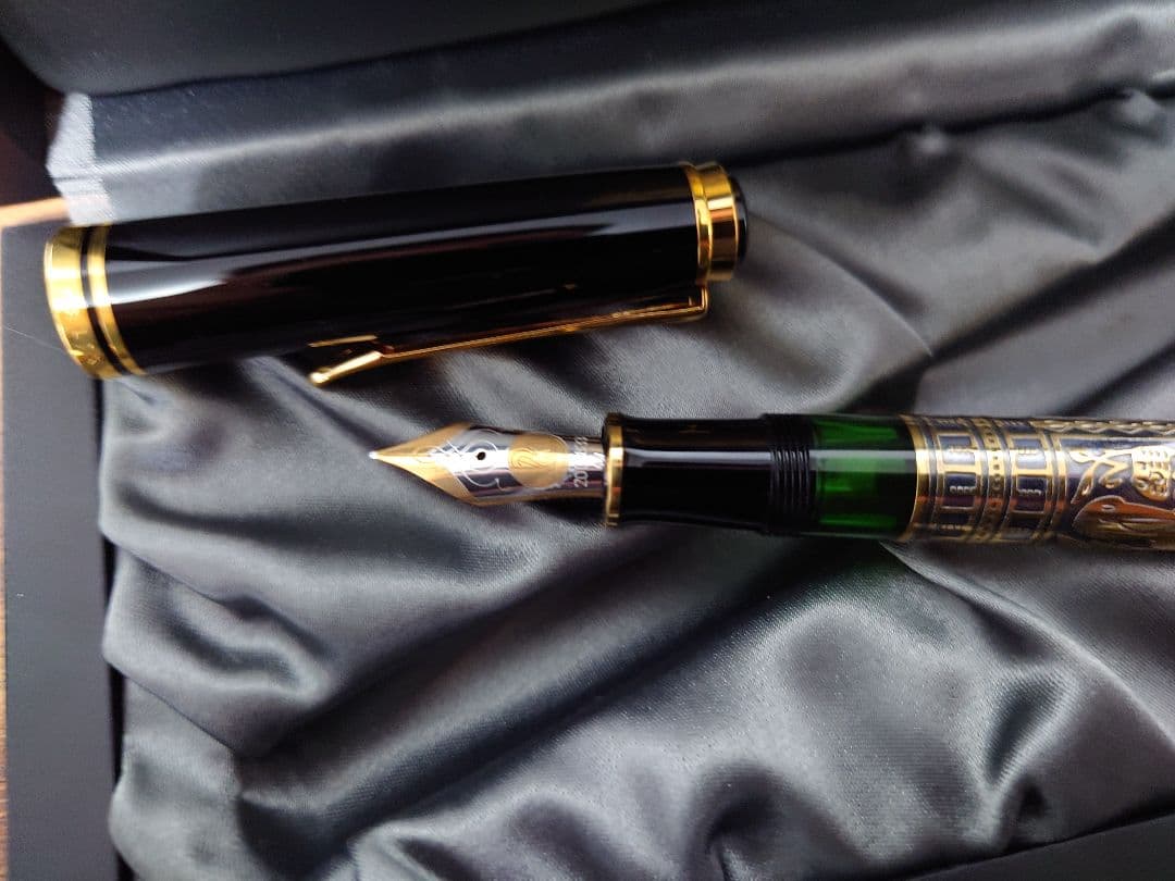 20C-833 M】M900 Pelikan トレド 希少品