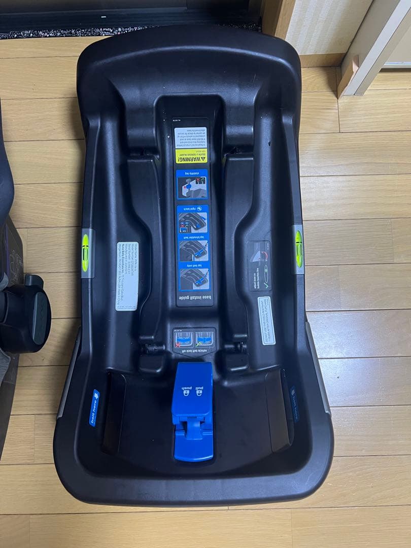 ヌナ　ピパライト　チャイルドシート　ベースセット