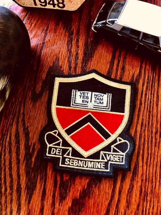 アイビーリーグ校章アメリカ東部8大学ブレザーエンブレム、ブラウン