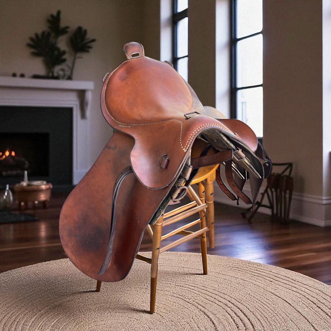 ヴィンテージ　馬　鞍　皮 ヴィンテージ 馬 鞍 皮 ヴィンテージ 馬 鞍 皮 Vintage Leather Horse