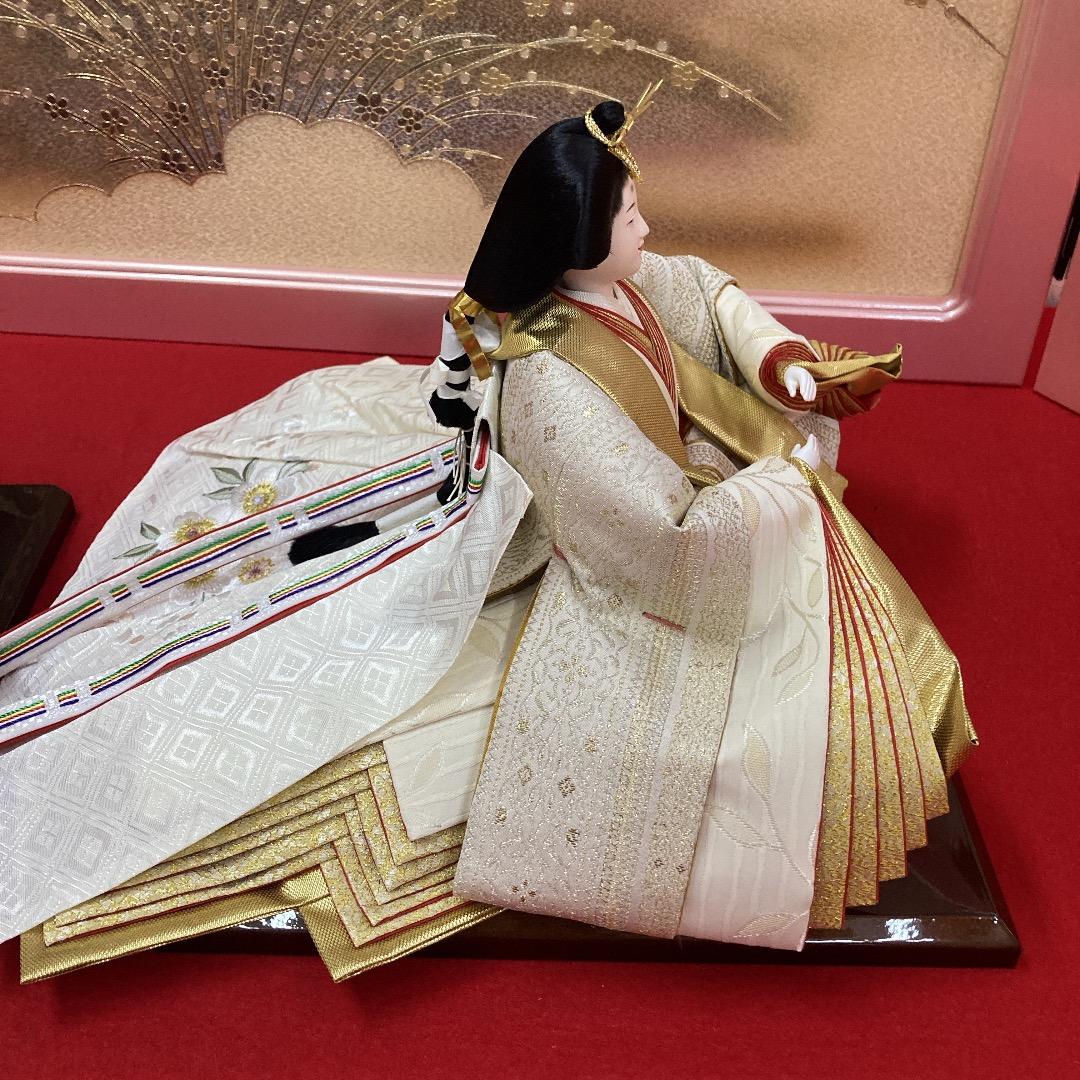 F15 シルバー・金色衣装　優しいお顔のお雛様　訳あり特価　親王飾り