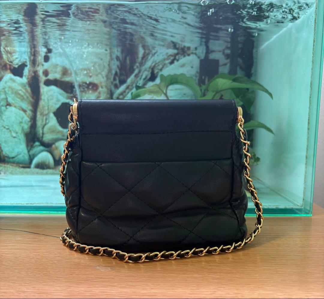 CHANELノベルティ キルティングショルダーバッグ