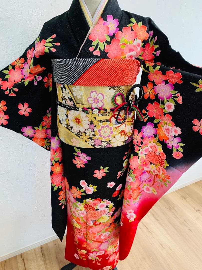 振袖 フルセット袷 正絹 銀通し 金駒刺繍 黒地 赤 ピンク 成人式 結婚