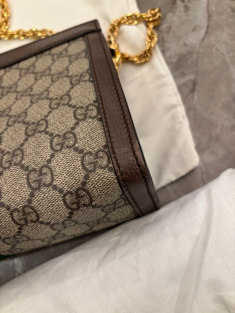 人気！グッチ　オフディア　ミディアムショルダーバッグ