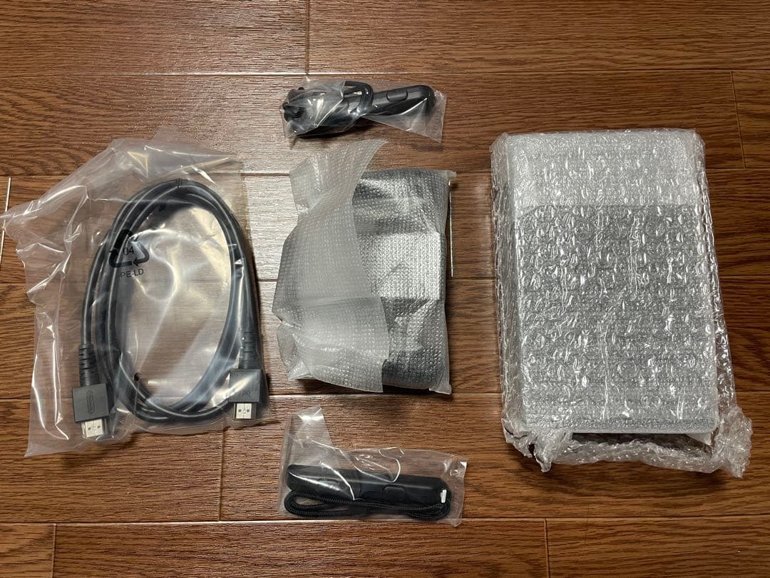 Nintendo Switch本体　保護フィルム付き