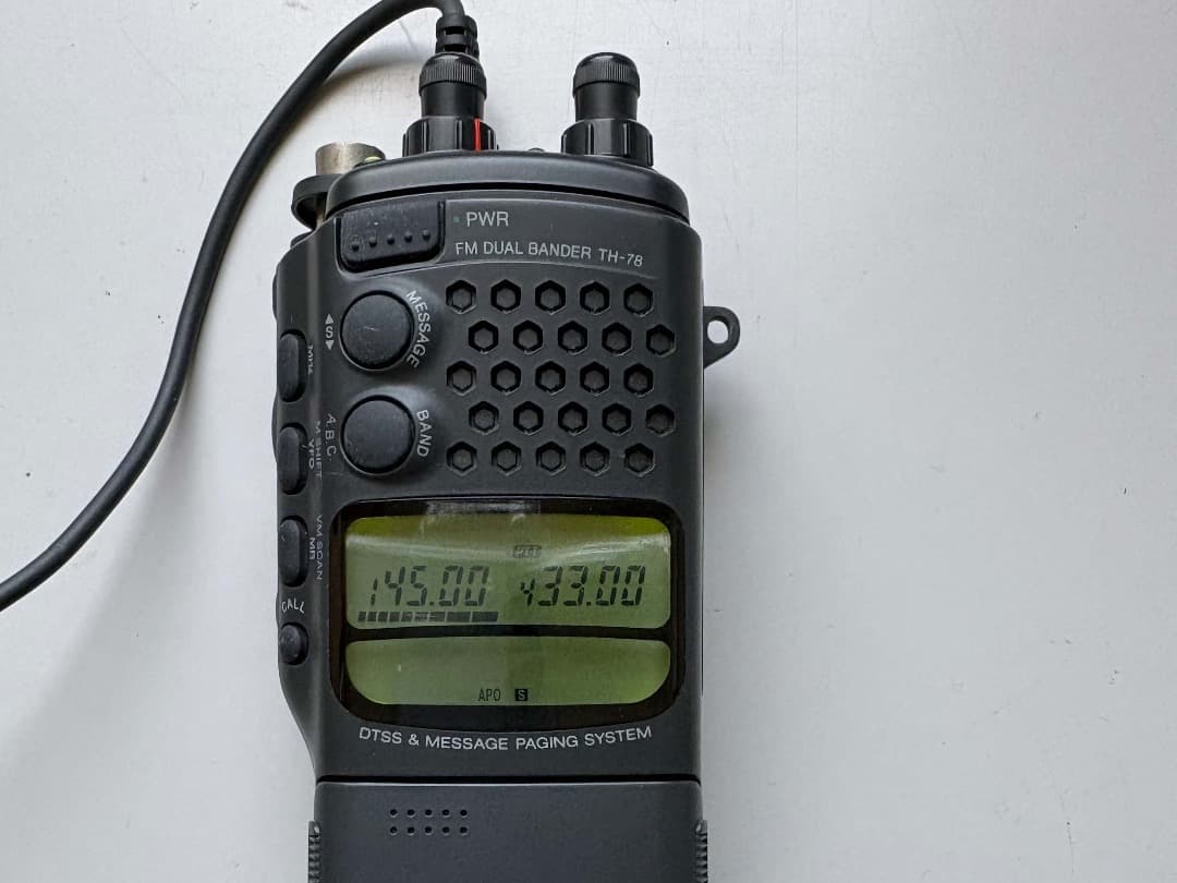 KENWOOD 144/430 FMデュアルバンダー無線機 TH-78