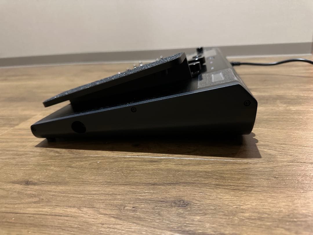 【値下げ中】 Line 6 Helix Floor