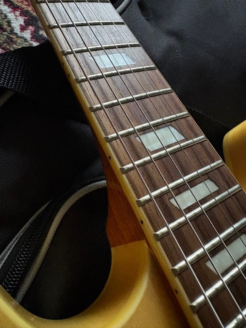 Epiphone Casino Natural ジョンレノン風 オマケ付き - メルカリ