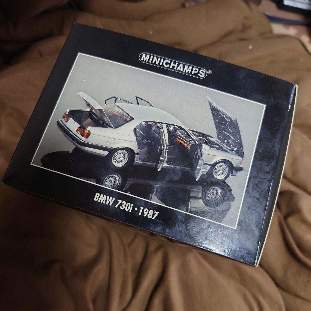 ミニチャンプス☆美品BMW730i・1987☆シルバー1/18ミニカー送料無料