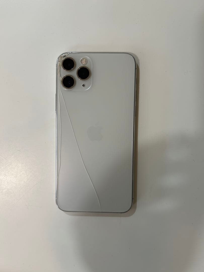 Apple iPhone 11 Pro シルバー 本体 ジャンク品の通販はau PAY