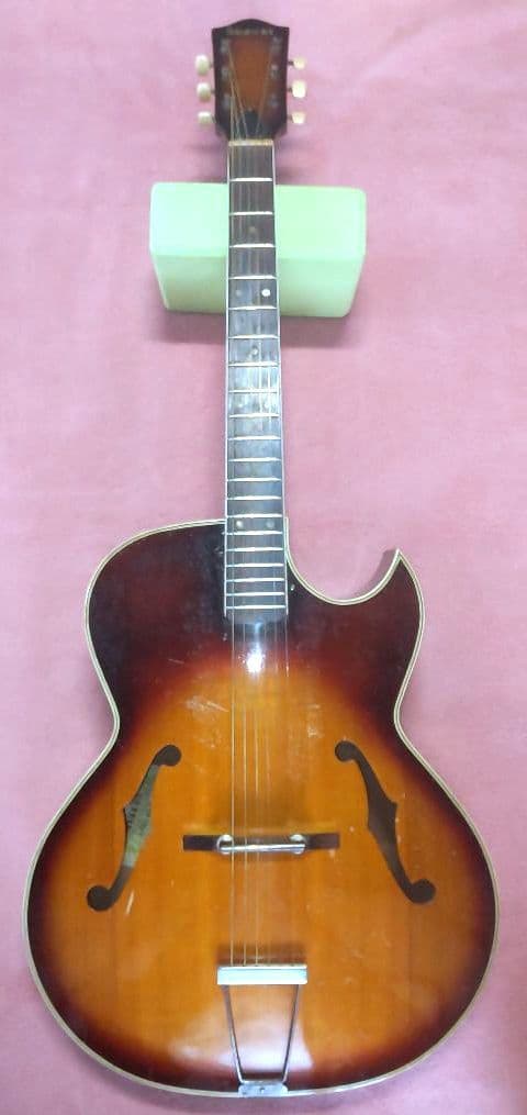 【鈴木バイオリン製作】 P-20 アーチトップギター 60年代製造 鈴木バイオリン製作】 P-20 アーチトップギター 60年代製造 鈴木