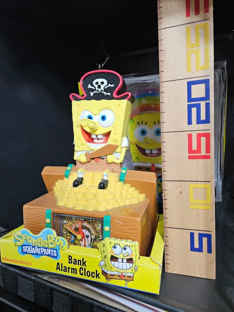 スポンジボブ　目覚まし時計　海賊　コスプレ　お宝　フィギュア
