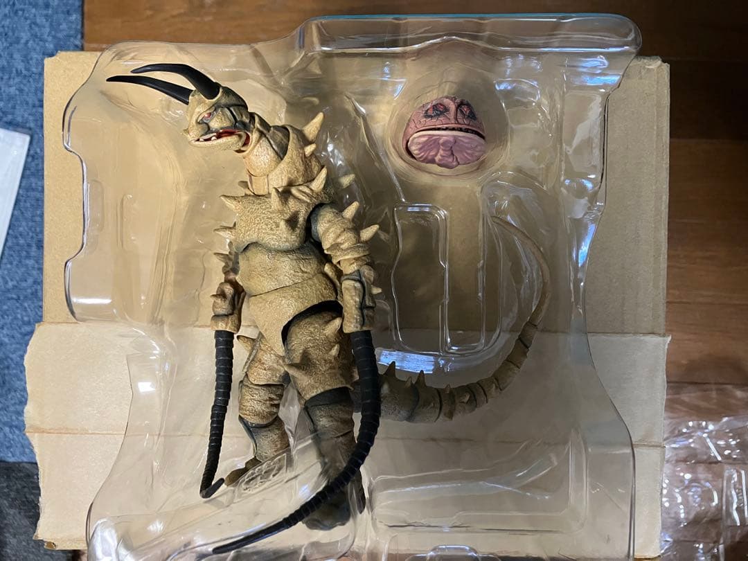 SHF ウルトラマンジャック、グドン、ブラックキング、ツインテール(箱