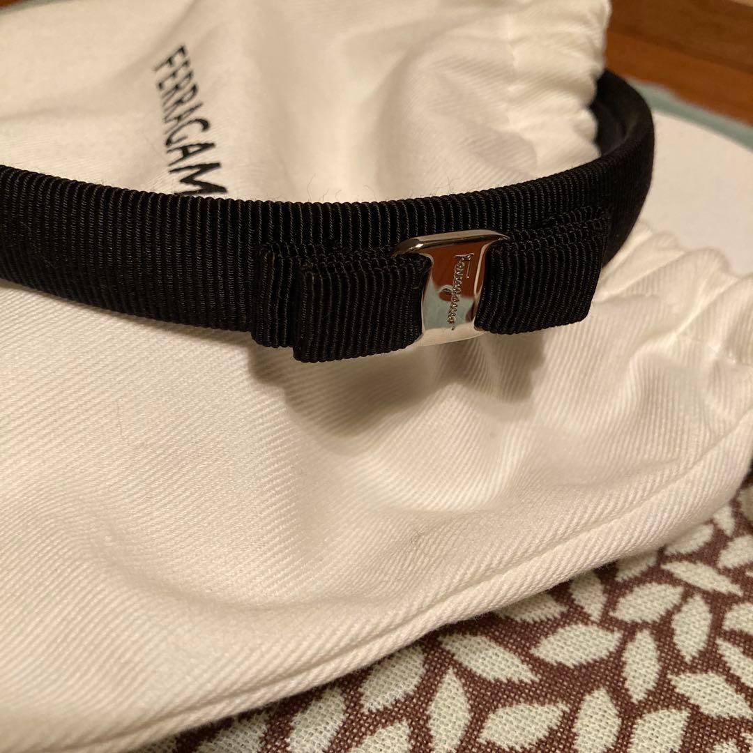 サルヴァトーレフェラガモカチューシャ