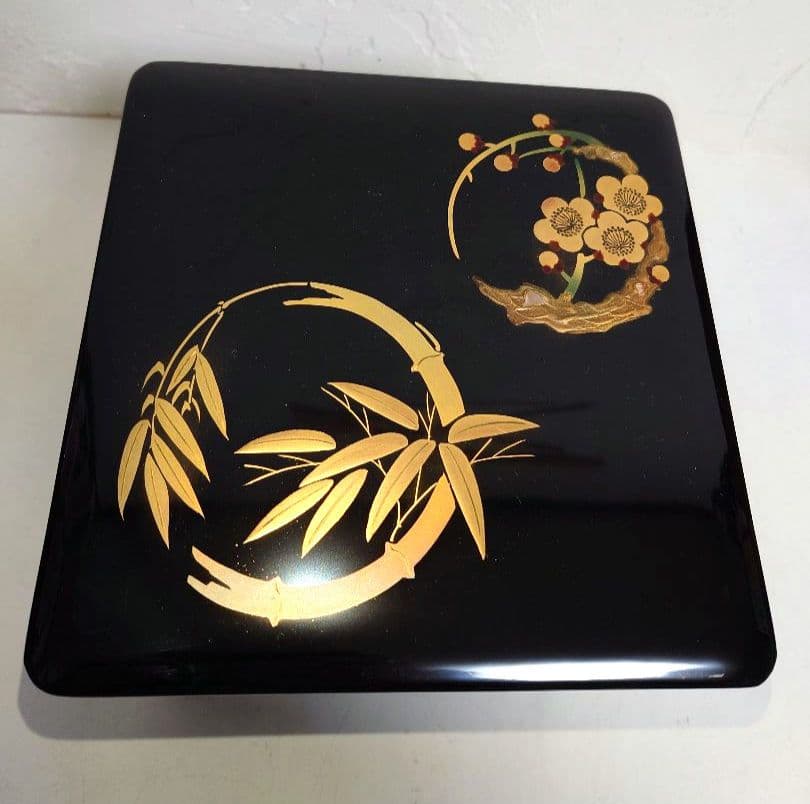 菊華堂 孔雀屋利吉 御重箱 三段重 本漆器 豪華金彩 蒔絵 竹 梅 菊 伝統