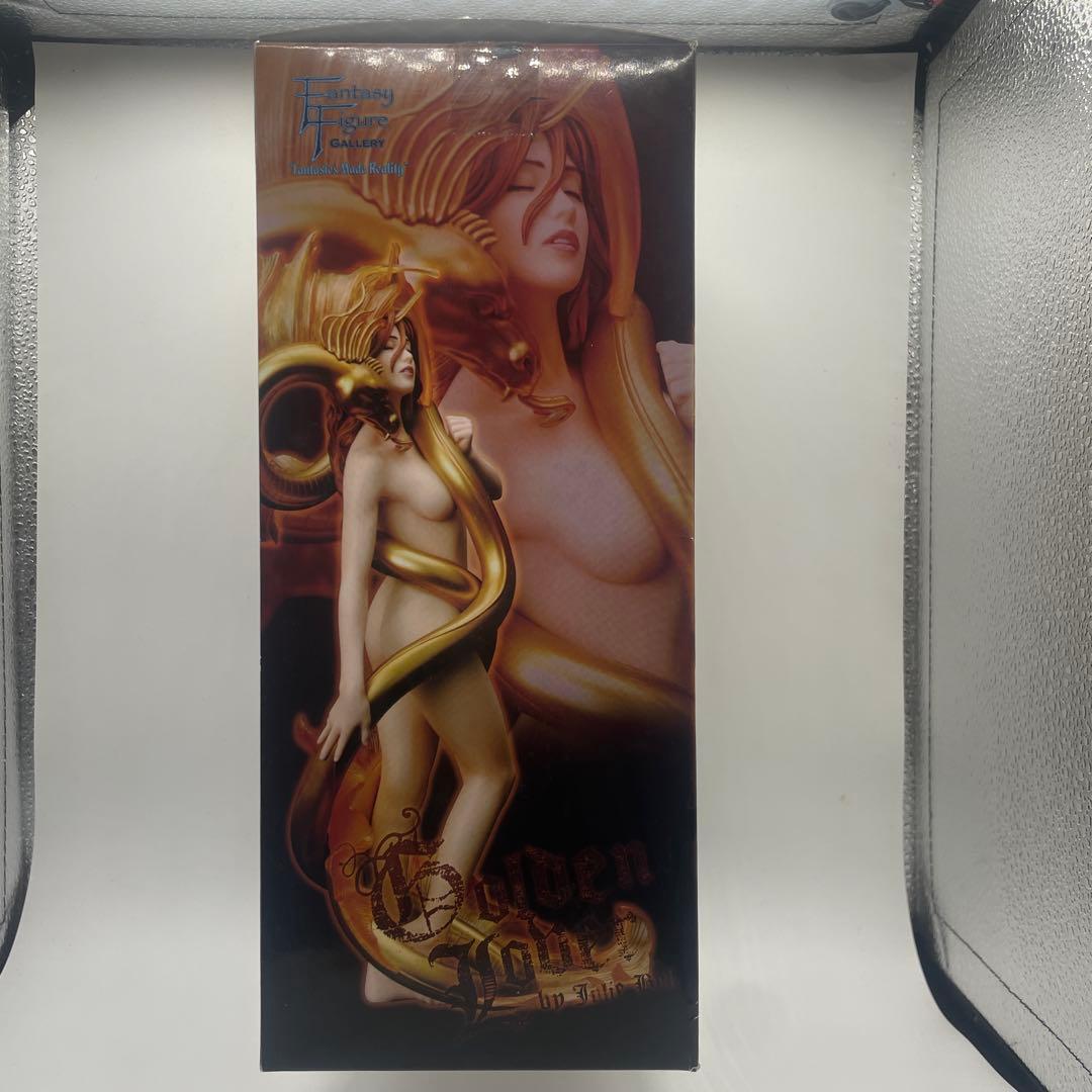 Julie Bell ゴールデンラバー　YAMATO