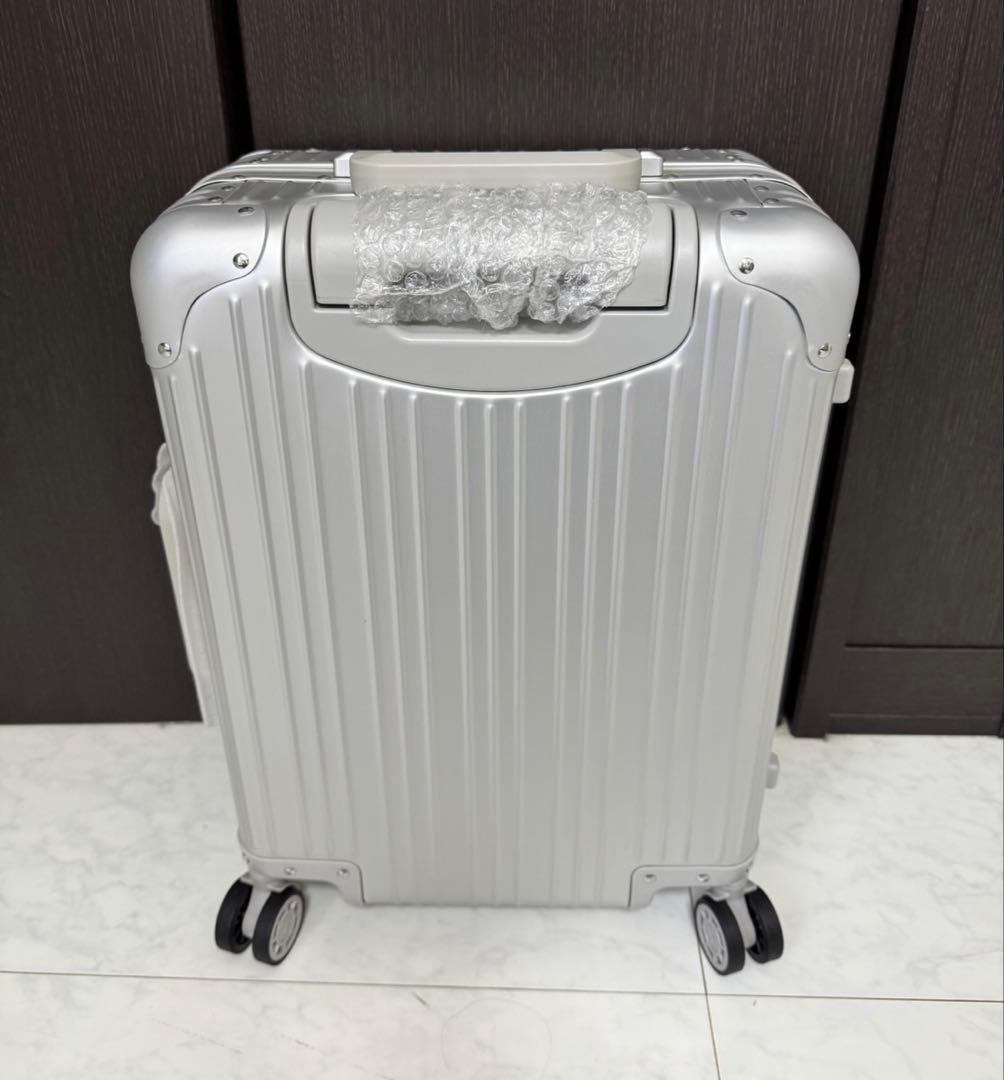 新品未使用】メルセデスベンツアルミスーツケース32L 非売品