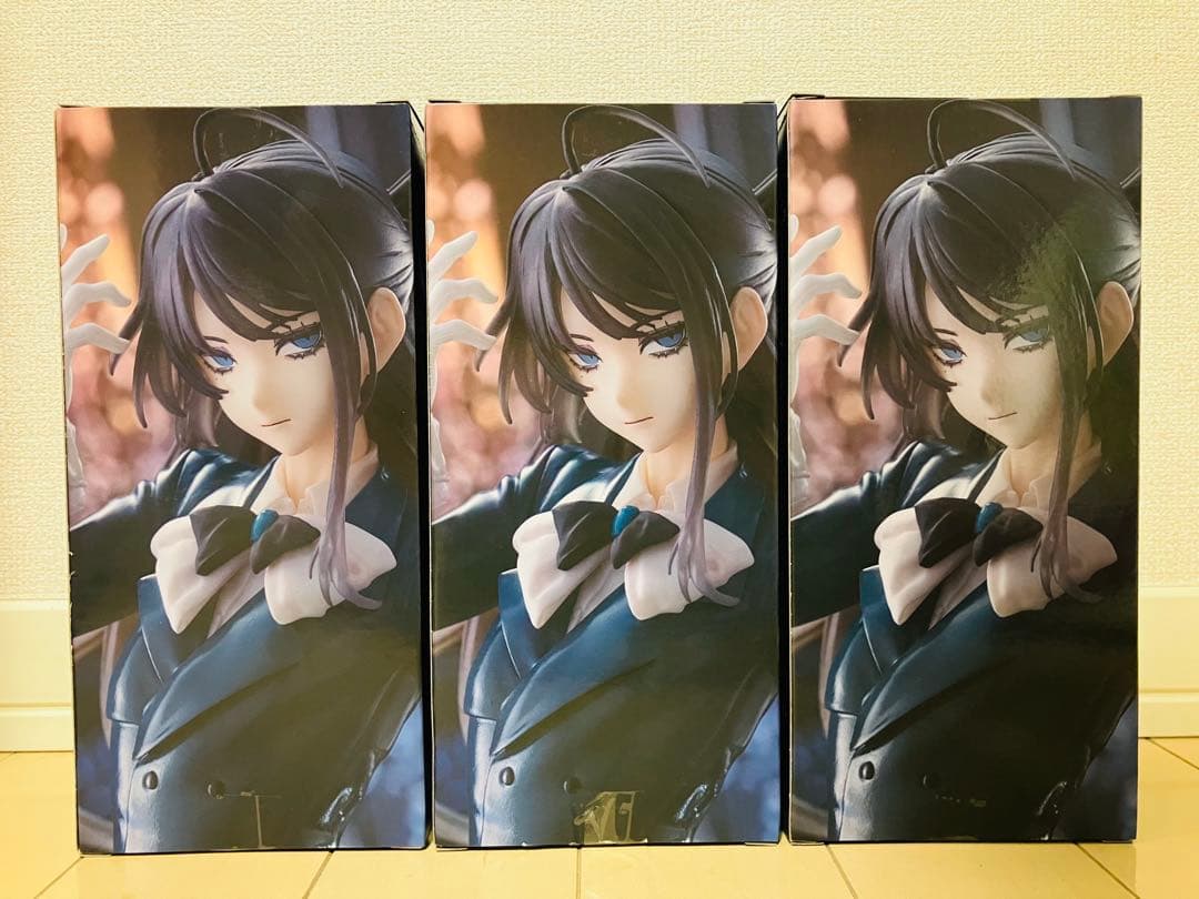 Ado フィギュア Winter ver. ラウンドワン限定 3体セット