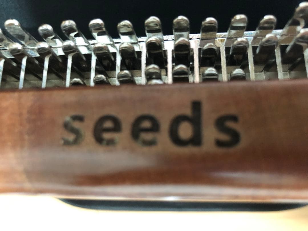seeds41キー　クロマティックカリンバ　ケース付　新品