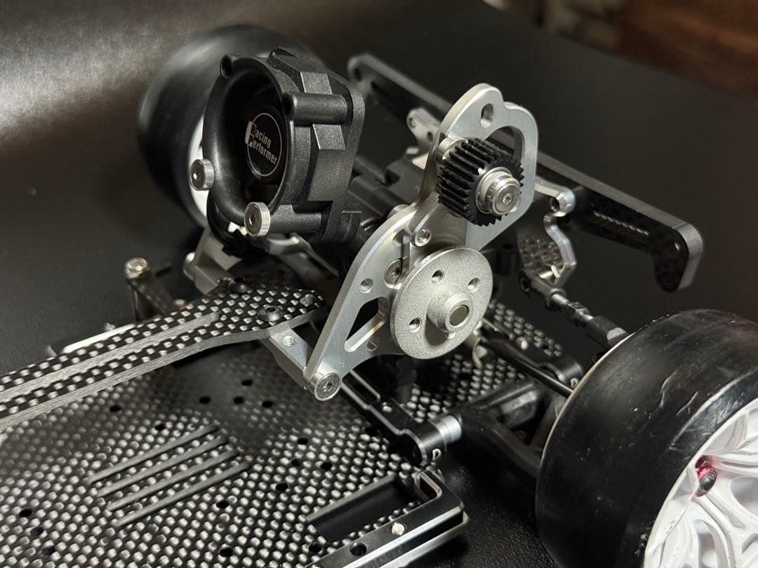 ラップアップ オーバーヘッドコンセプト ショート10 1/10 ドリフトシャーシ