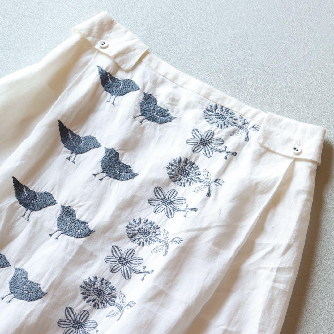 5270【美品】ミナペルホネン リネンスカート tori to hana 刺繍