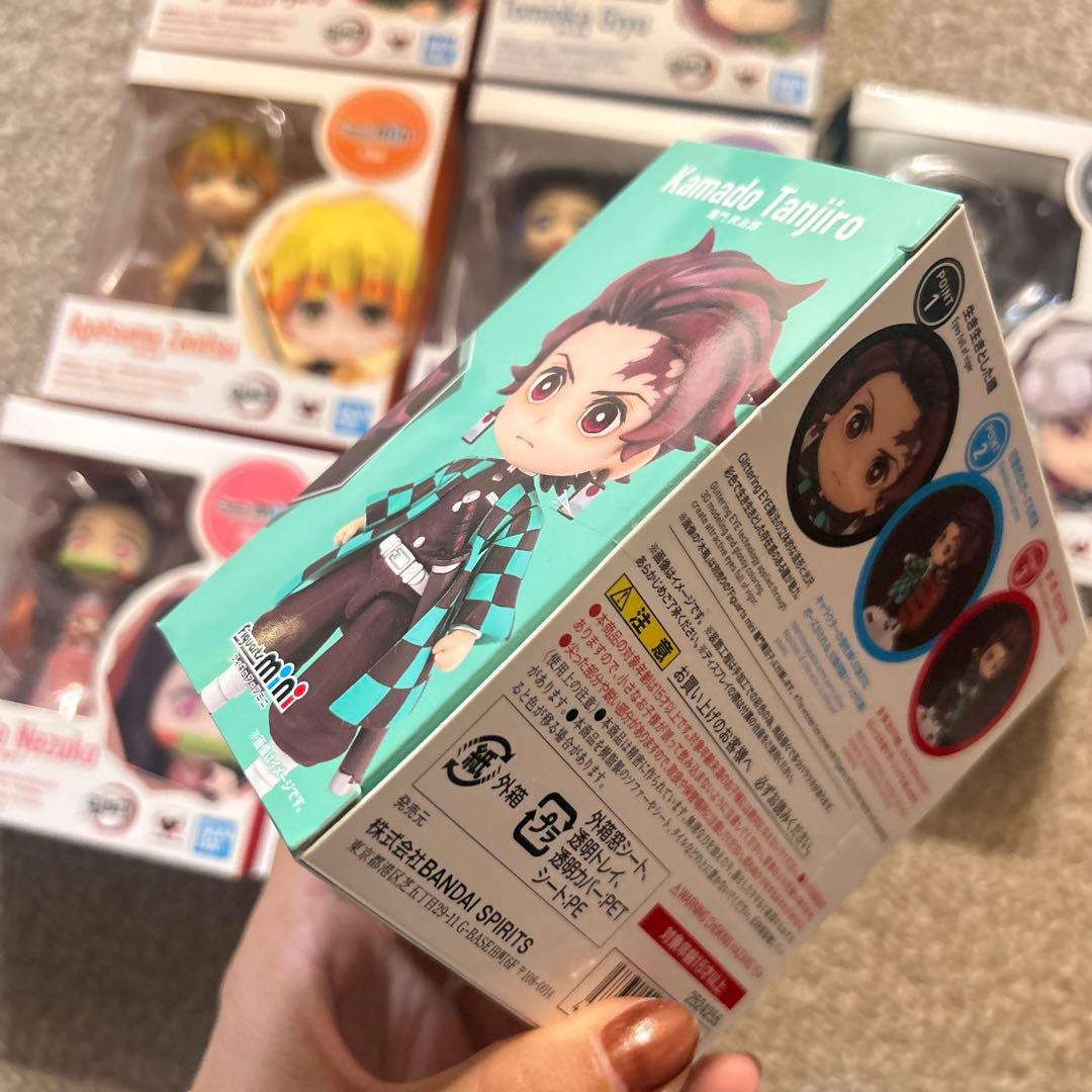 新品未使用　鬼滅の刃　figuarts mini 8体セット