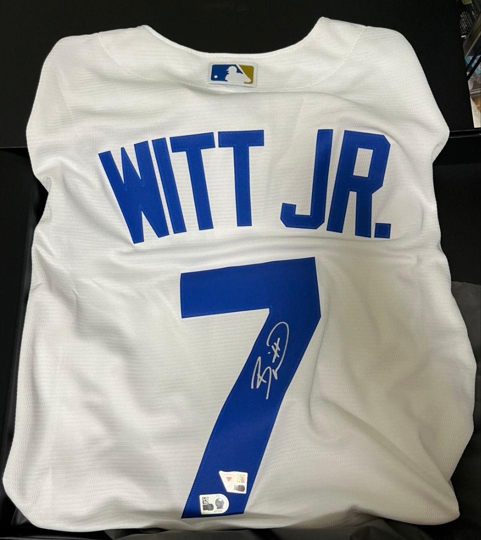 ボビー・ウィット・ジュニア 直筆サイン入り ナイキ製 レプリカユニフォーム ボビー・ウィット・ジュニア 直筆サイン入り ナイキ製 レプリカ