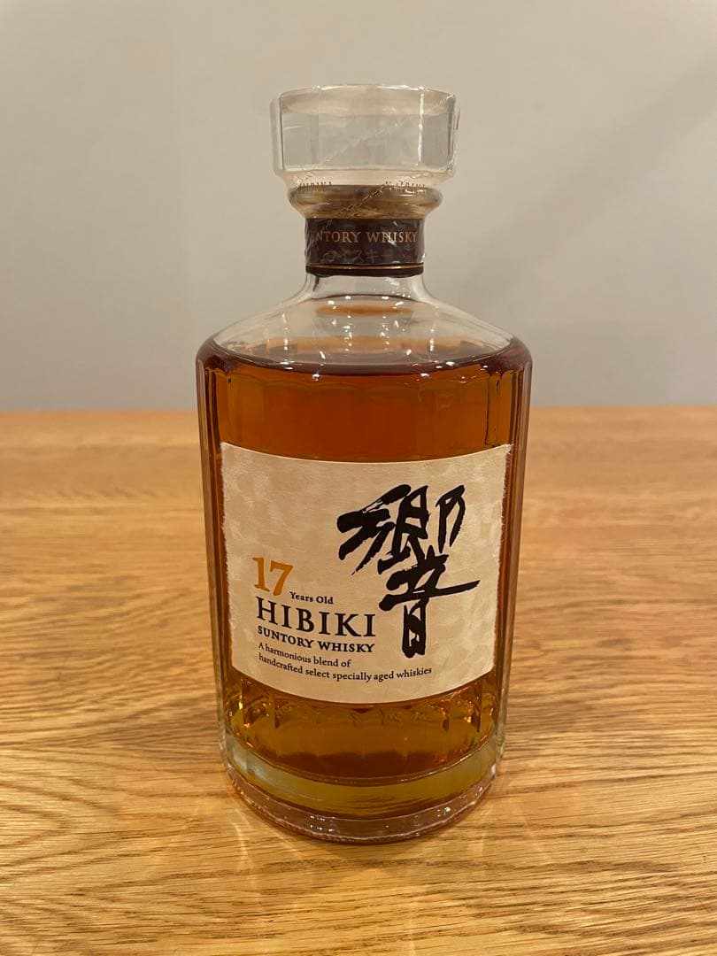 ウィスキー 響 未開封 700ml