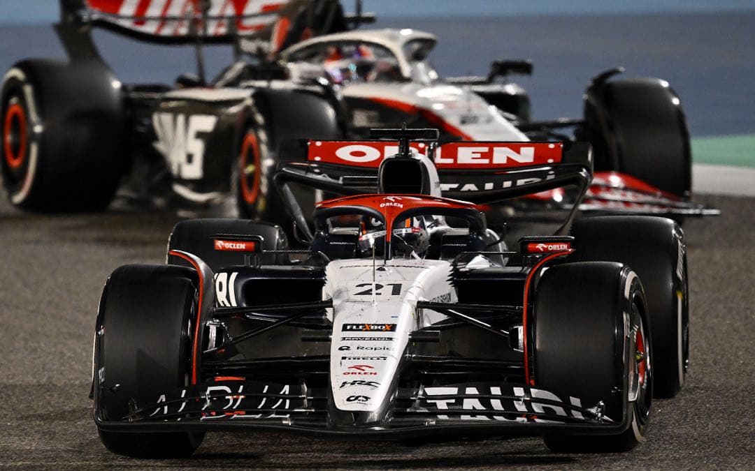 （レア）F1 アルファタウリNyck de Vries 2023 1:5 限定版